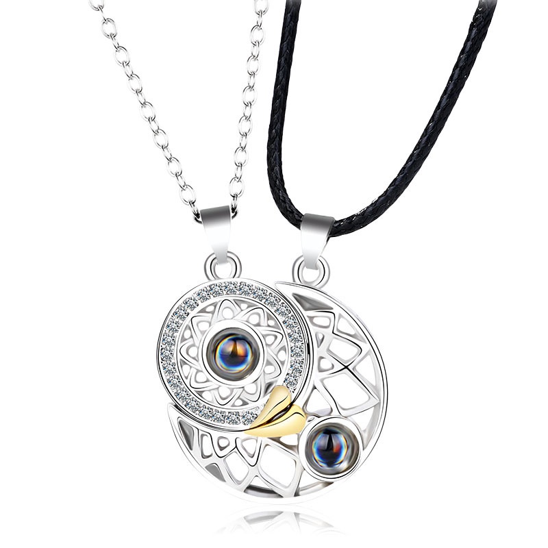 [ 2Pcs/Set Creative Metal Sun And Moon Pendant Necklace  Sliver Lover Necklace ] [  Lover Couple Gifts Jewelry Accessories ]