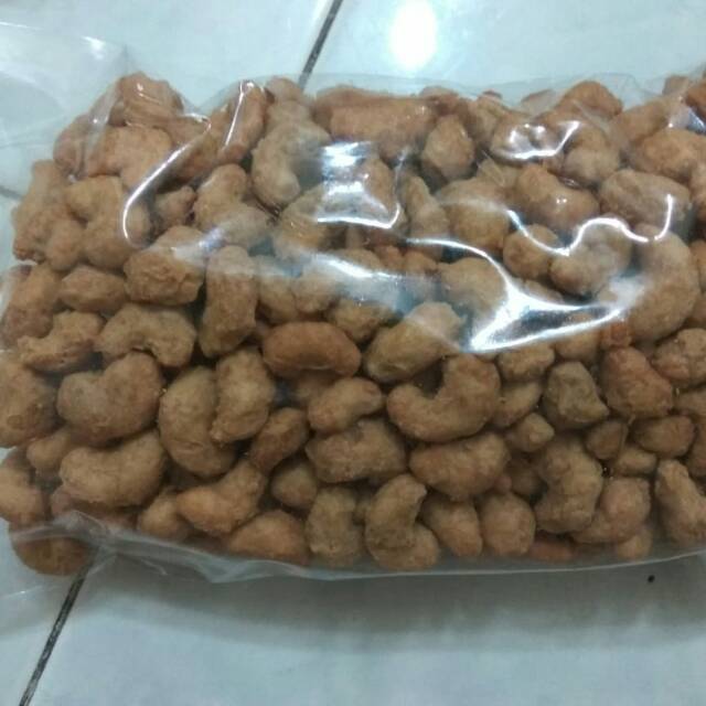

Kacang mede ada 6 rasa