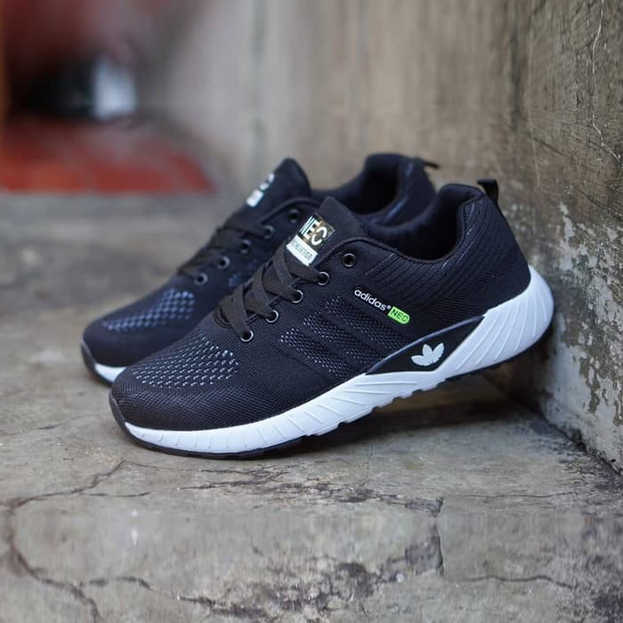 sepatu adidas neo import. sepatu pria. sepatu sport. sneakers adidas - Hitam Putih- 39