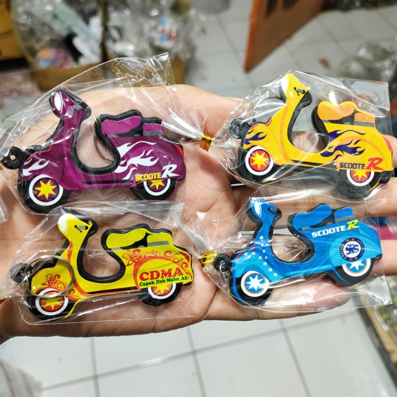 souvenir gantungan kunci souvenir pernikahan souvenir pernikahan unik soupenir pernikahan soufenir pernikahan sopenir pernikahan sofenir pernikahan souvenir ulang tahun anak souvenir ultah anak souvenir hadiah-VESPA