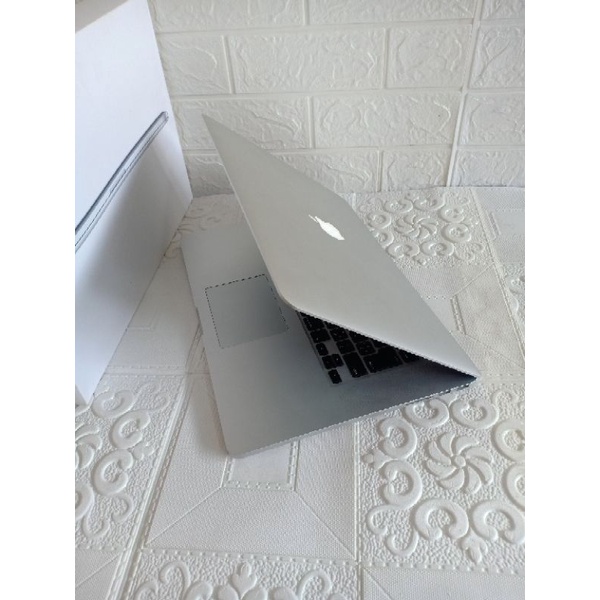 MACBOOK PRO 15 RETINA CORE I7 8GB SSD 256GB DUAL VGA NVIDIA LIKE NEW FULLSET