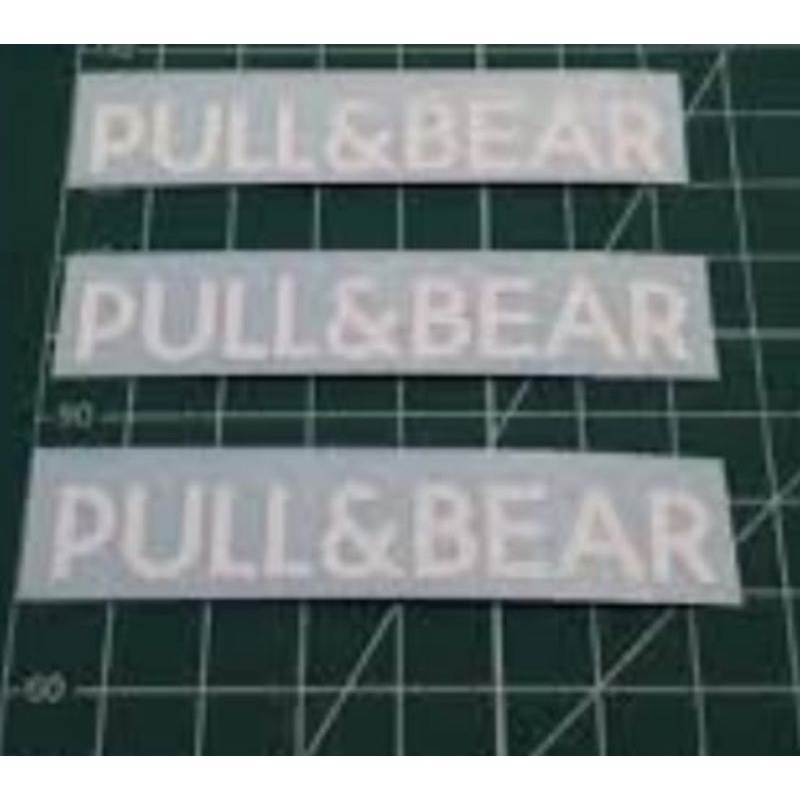 

STIKER CUTTING TULISAN PULL&BEAR