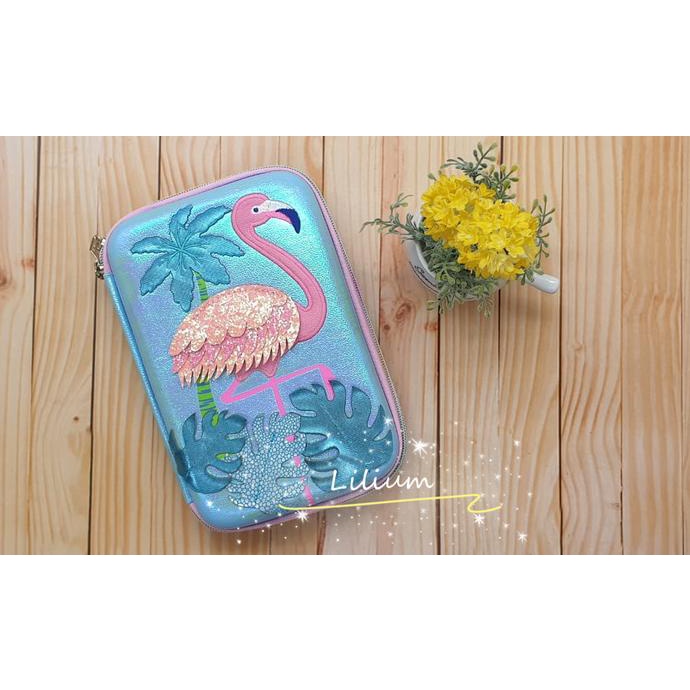 

TERLARIS Kotak tempat pensil hardcase flamingo 3D premium seperti smiggle/TEMPAT PENSIL AESTHETIC/TEMPAT PENSIL ANAK PEREMPUAN/TEMPAT PENSIL LUCU/TEMPAT PENSIL 3D/TEMPAT PENSIL TRANSPARAN/TEMPAT PENSIL LUCU/TEMPAT PENSIL KOREA/TEMPAT PENSIL KAIN/TEMPAT