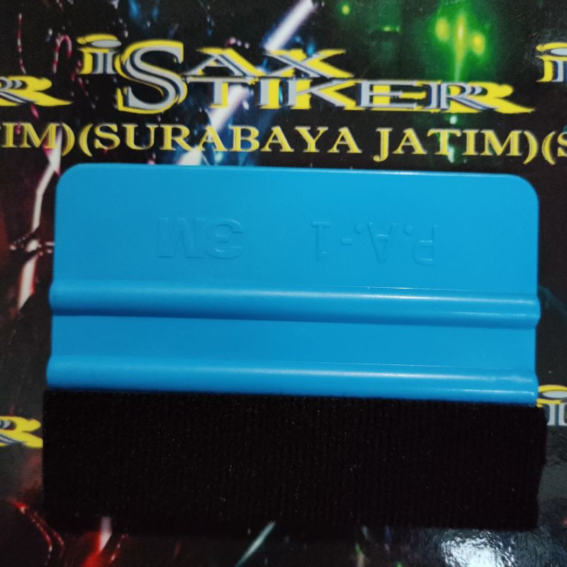 rakel biru 3M alat bantu pemasangan skotlet stiker