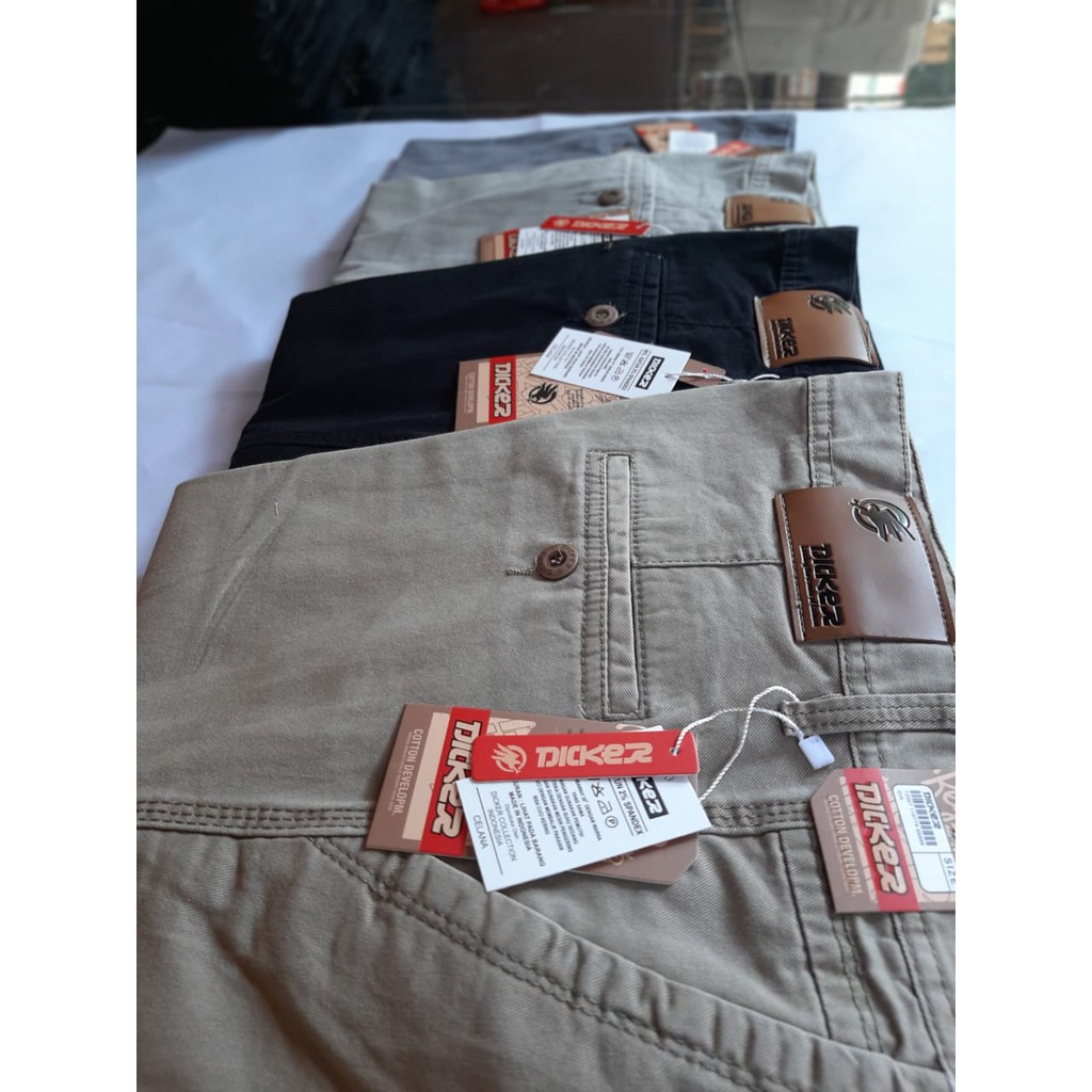 CELANA PENDEK SURFING COWOK DISTRO CHINO PREMIUM BAHAN KATUN TEBAL BAWAHAN PRIA TERBARU MERK DICKER