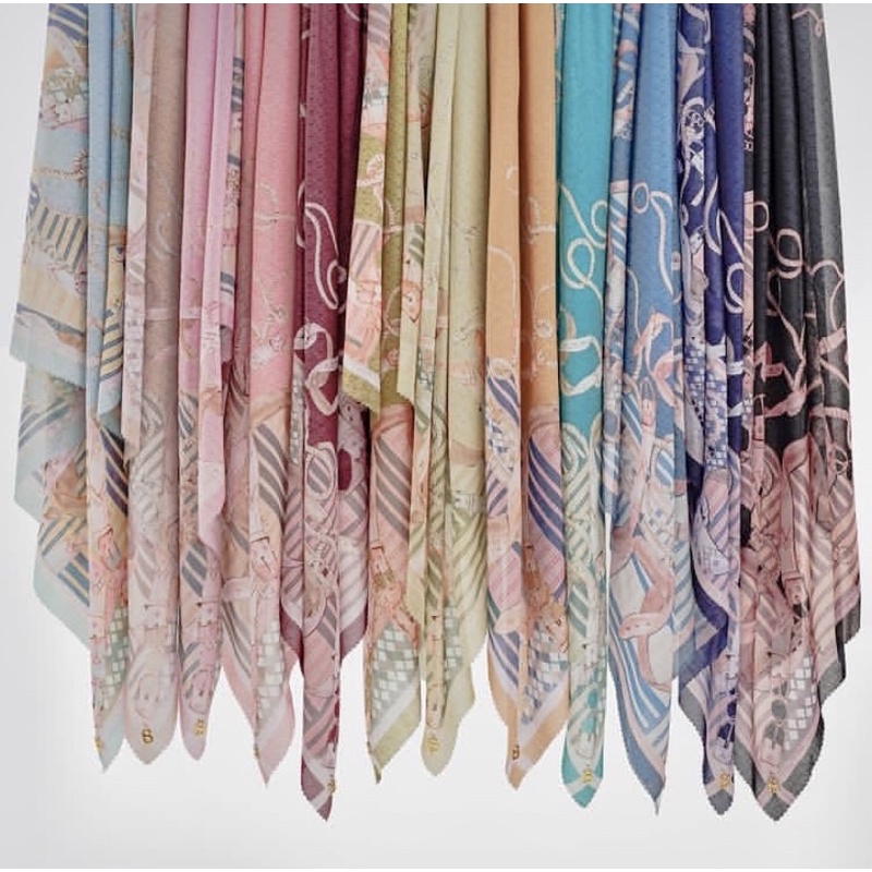 Buttonscarves La Bella Chain 2