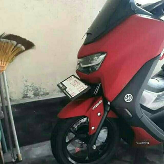 Breket Tatakan Plat Nomor Model Kumis  Ready Buat Motor Nmax Lama , Nmax New 2020 , Pcx 2018 , Aerox