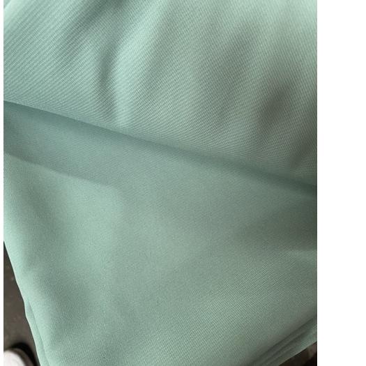 Segiempat Wolfis Jumbo / jilbab segi empat bahan Wolfis  polos warna hijau muda Wolfis matcha sage g