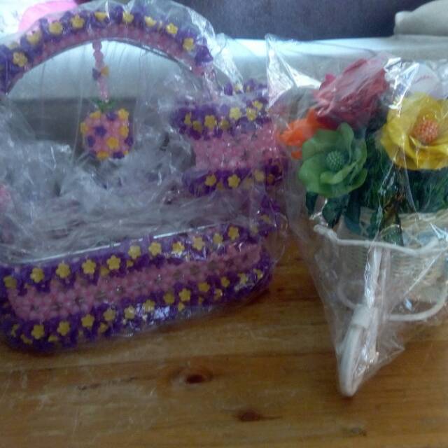 Keranjang aqua isi 6