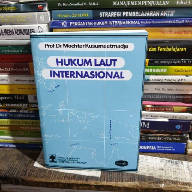 Hukum Laut Internasional By Prof Dr Mochtar Kusumaatmadja Shopee Indonesia