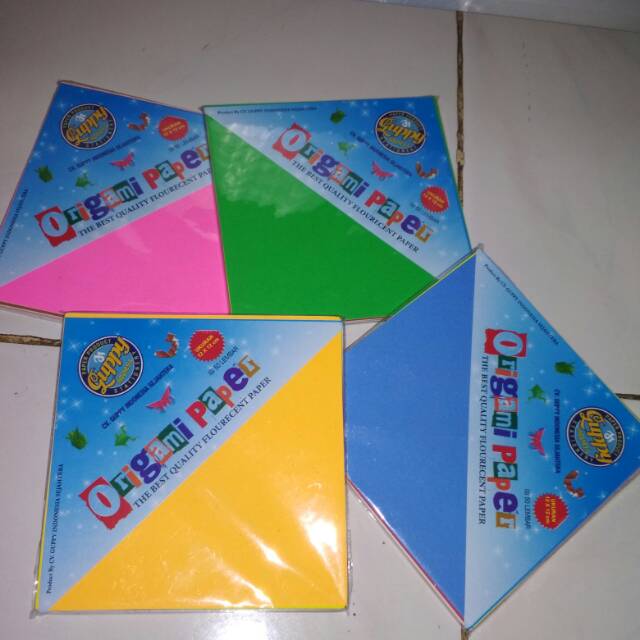

Kertas origami lengkap