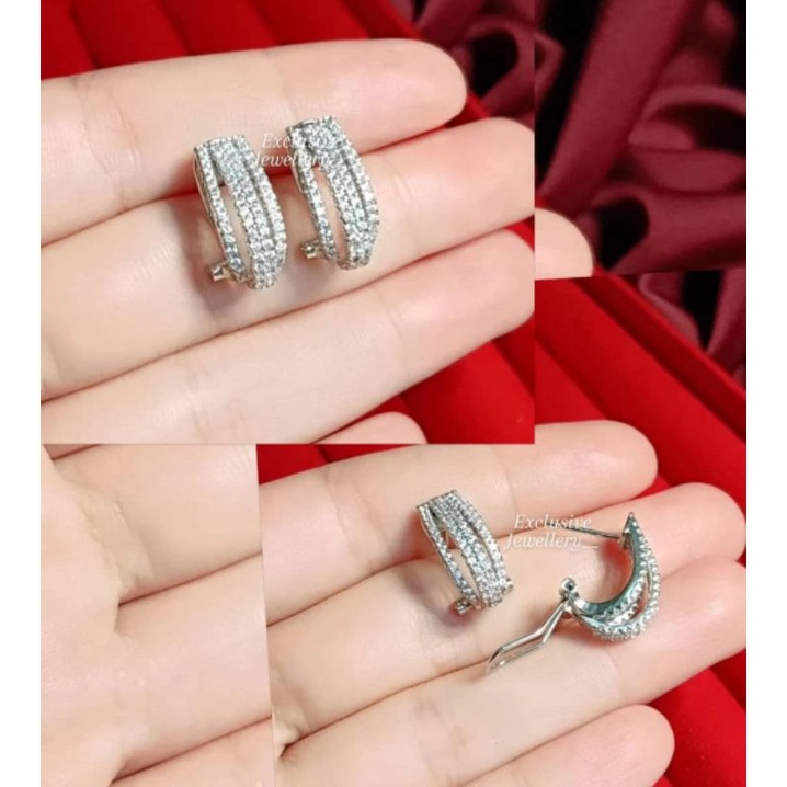 Anting Replika berlian