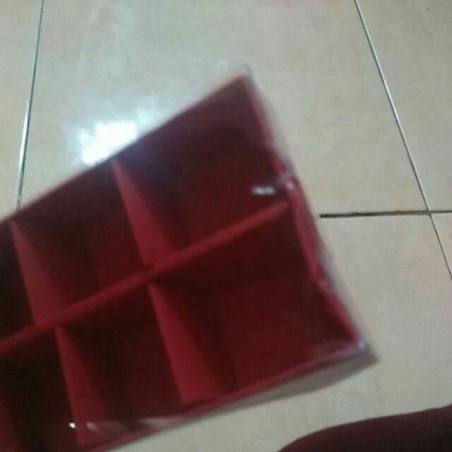 Kotak Coklat Sekat 8