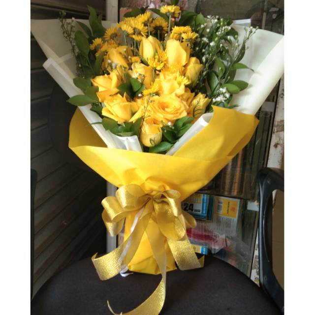 BUKET BUNGA POTONG WISUDA PENGANTIN FLANEL ASLI SEGAR BESAR MURAH BANDUNG MAWAR BABY BREATH