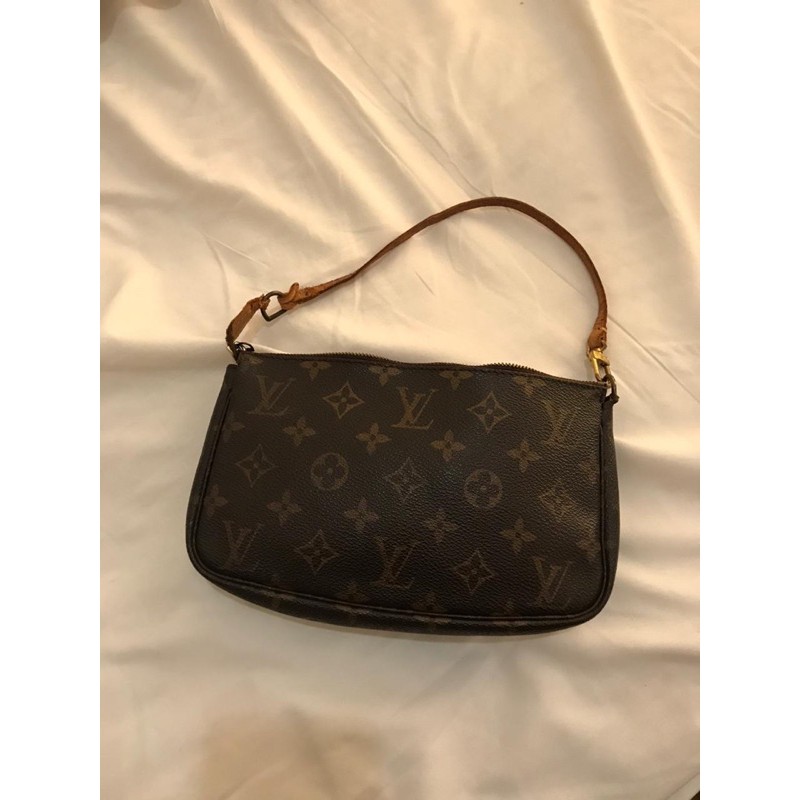 Vintage LV Pochette
