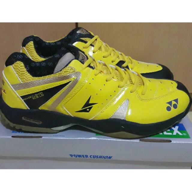 Sepatu Badminton Yonex SHB SC6 LD.