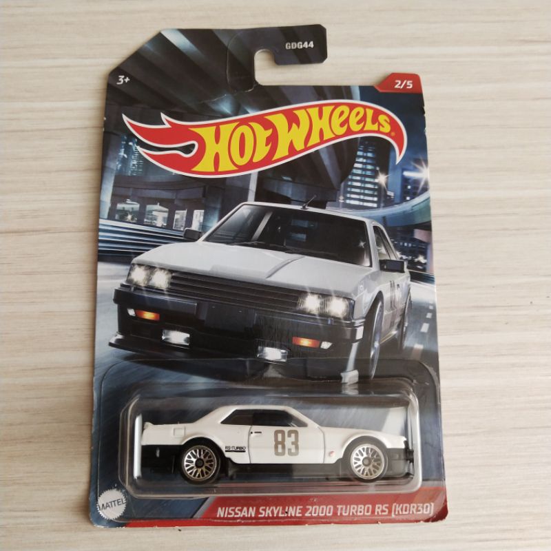 Hot Wheels Nissan Skyline 2000 Turbo RS