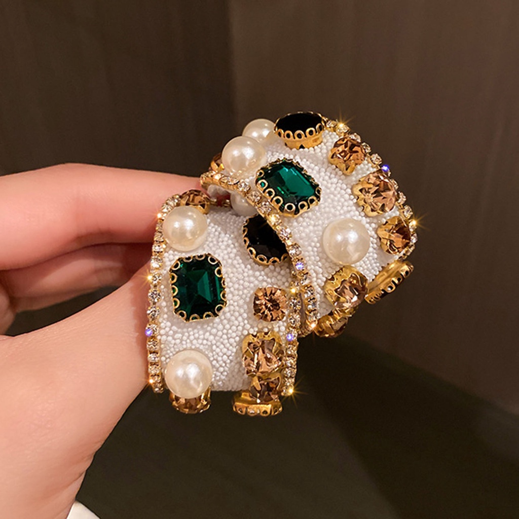 Hu Hu Hu Hu Hu Alat Bantu Pasang Kacamata♡ 1 Pasang Anting Stud Bentuk C Aksen Mutiara Berlian Imitasi Untuk Wanita