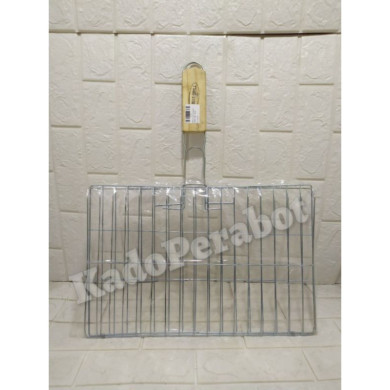 Jepitan Ikan GG kayu Almas Grill 46x30 - Panggangan Ikan Bbq- Alat bbq