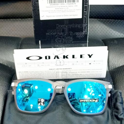 Kacamata Oakley Original Sunglass Latch Sq Oo 9358-12