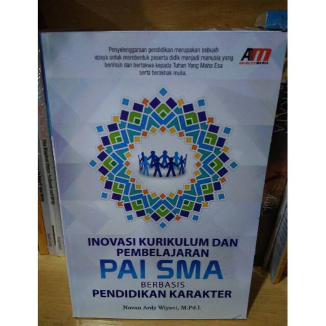 Jual Inovasi Kurikulum Dan Pembelajaran Pai Sma Berbasis Pendidikan Karakter Shopee Indonesia