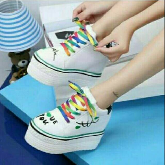 Shoes sneaker tinggi 7cm HT hijau