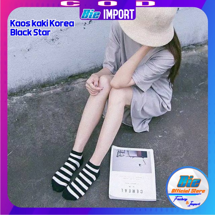 Kaos Kaki Korea Wanita Motif Black Star Impor Best Seller