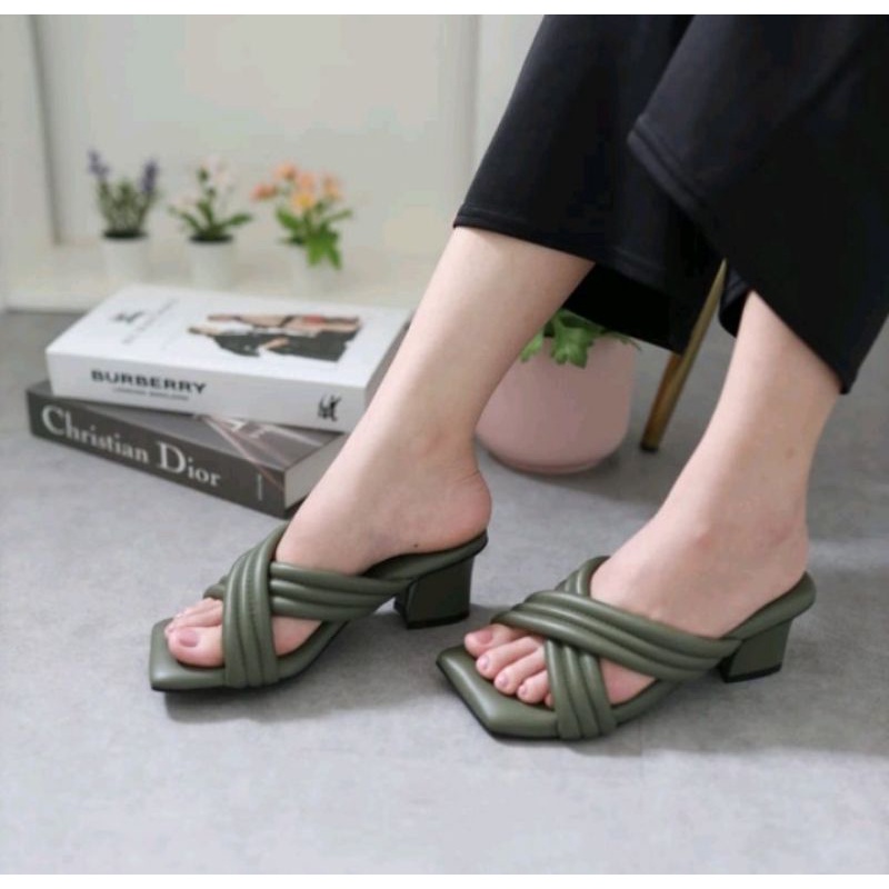 Sandal Wanita Hels Hak Tahu Premium Serlina SDH238