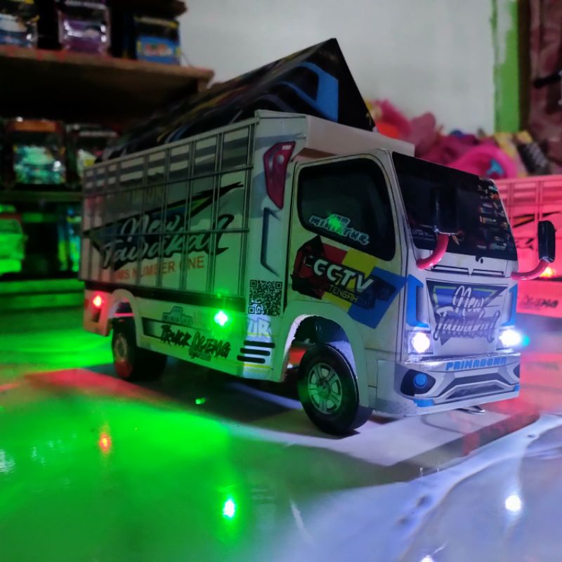 Miniatur Truk Oleng Kayu Terbaik Mainan Anak Mobil Remot Control Tawakal 5 Full Lampu