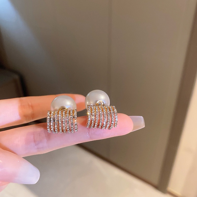 Anting Tusuk Gantung Bahan Metal Hias Mutiarazircon Gaya Vintagemewah Serbaguna Untuk Wanita