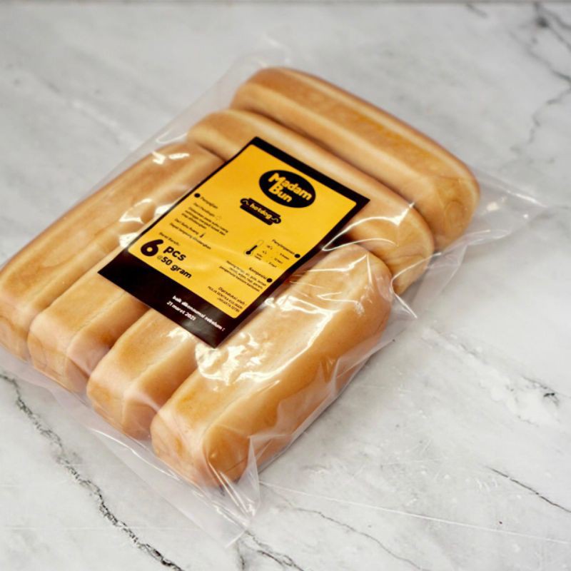 

Madam Bun Hot dog isi 6