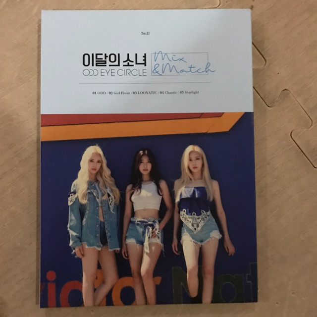 Odd Eye Circle Limited Mix&Match Album Only