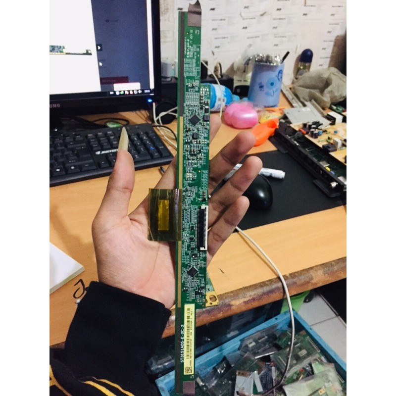 T-CON-TCON-TICON SAMSUNG UA 32N4300AK - 32 N 4300 AK