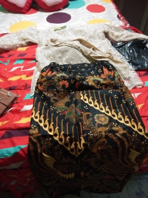 Maura Couple - Sania Ruffle Batik Couple Ori Ndoro Jowi Dnt Garansi Termurah Shopee - Batik Adelia