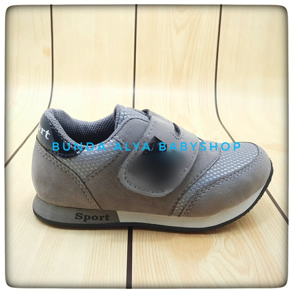 Sepatu Anak Laki Usia 5 6 Tahun Sneakers ABU Size 29 - 31 - Sepatu Anak Cowok Cewek Sporty Anti Licin