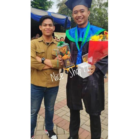 ❅ Piala boneka wisuda ✵