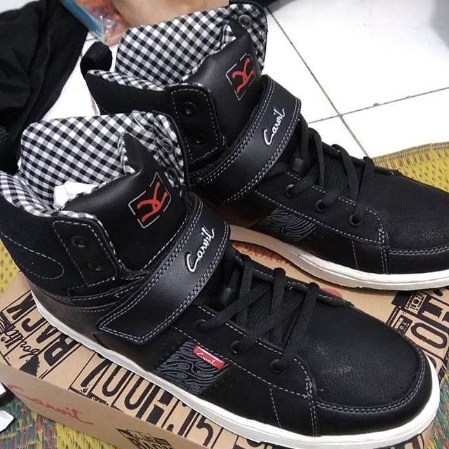 Carvil sepatu anak