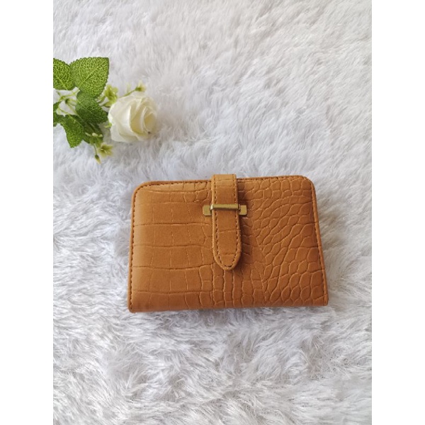 Dompet Lipat Wanita Reva