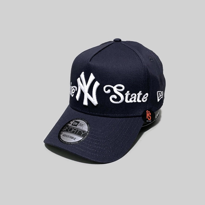 TOPI NEW ERA ORIGINAL A FRAME NICKNAME NEW YORK YANKEES NAVY WHITE