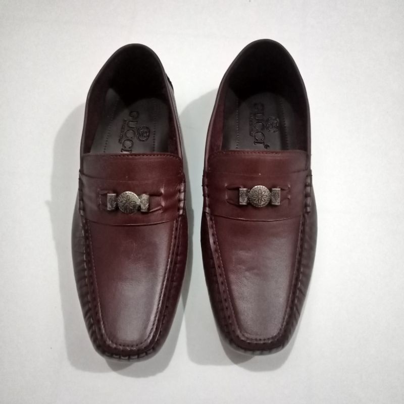 SepatuFormalPria/SepatuKulitAsli/MerekGucci/SepatuKerjaPria/SepatuLoafers/SepatuSlipOnCowok