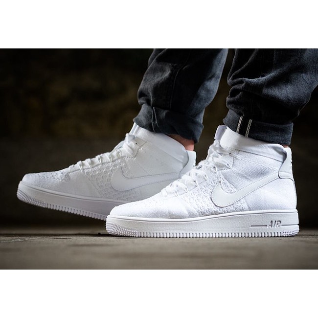 Nike Air Force 1 Flyknit Mid Triple White