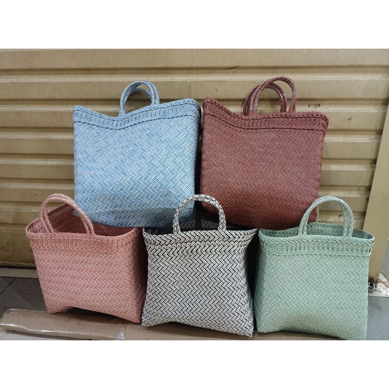 

keranjang anyaman bahan premium ukuran l isi 1 pcs terlaris