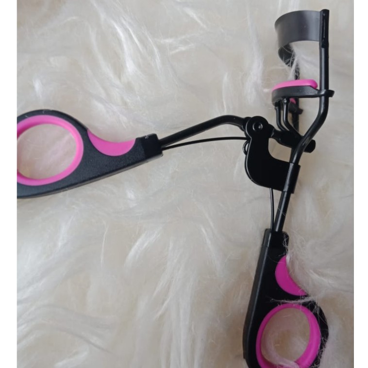 ★ BB ★ Beauty Tool Eyelash Curler / Penjepit Bulu Mata