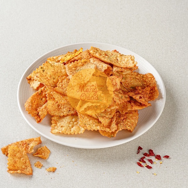 

(250 g) Keripik Pangsit Pedas.