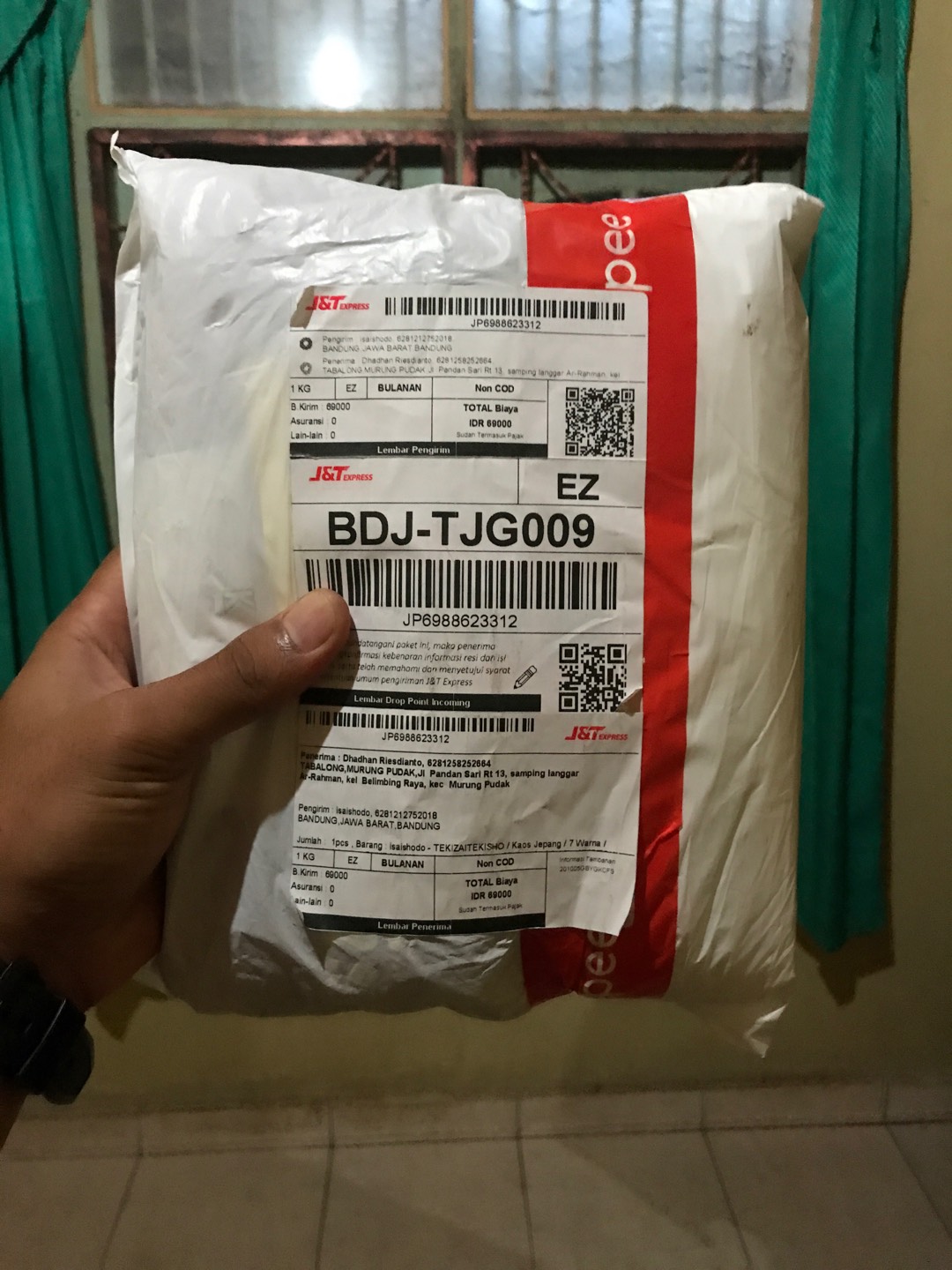 Isaishodo - Kyoto / Urban Batik / T-shirt / 7 Varian / Kaos Jepang / Unisex