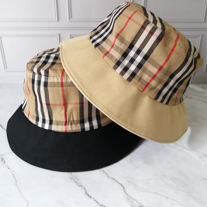 topi bucket hat burberry import premium - Cokelat