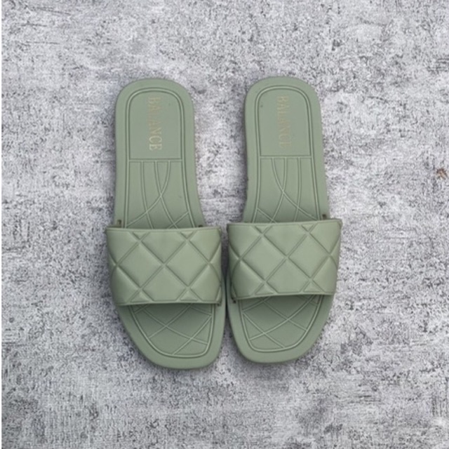 BLC Sandal Anyam Embos 1176