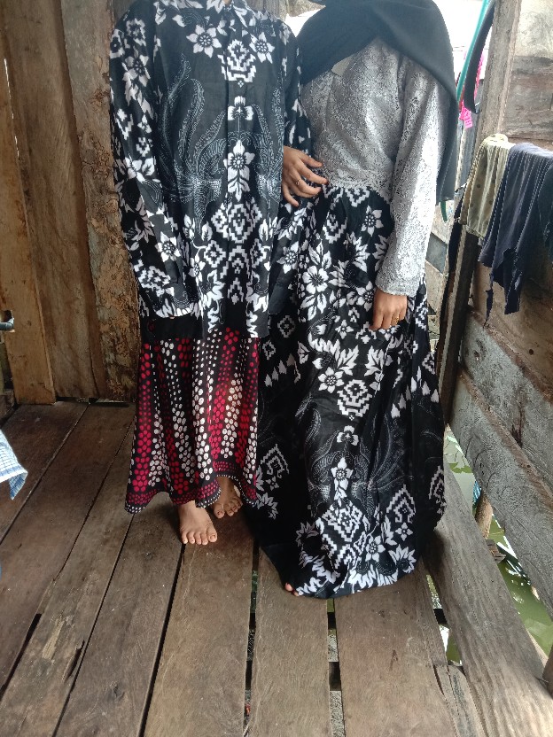 Batik Couple Gamis Brukat Kombinasi Batik Soga 2564