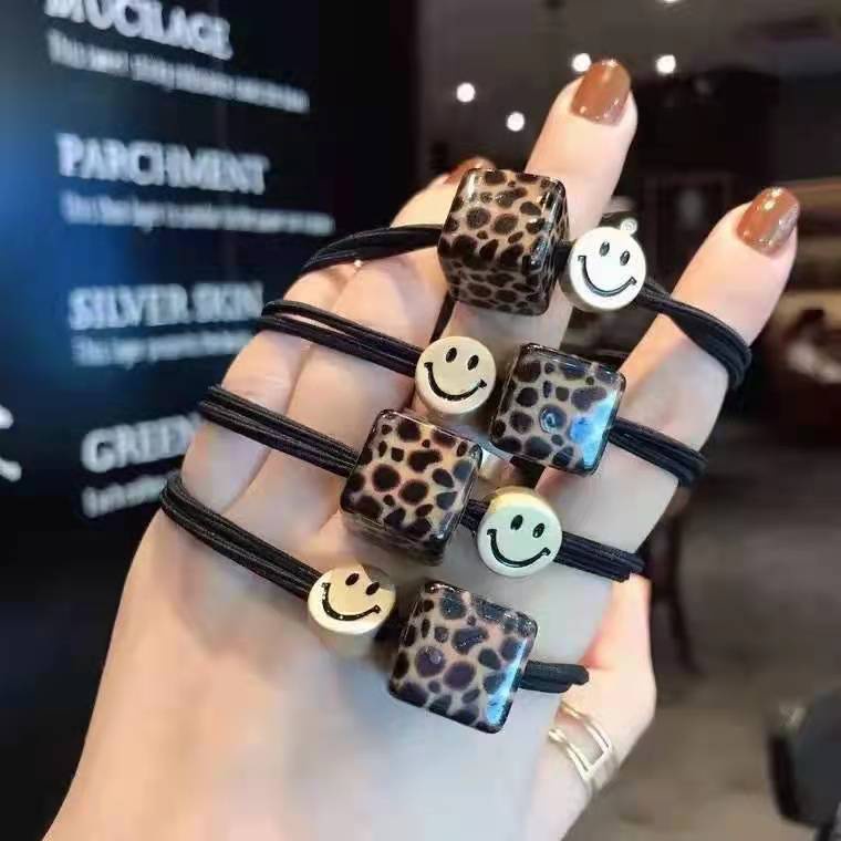 Ikat Rambut Karet Motif Dadu Smile Lucu Aksesoris Fashion Rambut Korean Import