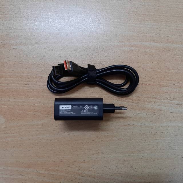 Adaptor Charger Original Lenovo Yoga 3 Pro Yoga 3 Pro-1370 Yoga 3-14 Yoga 3-1470 900 Yoga 4 pro